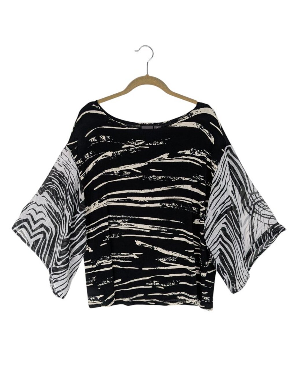 Chicos Travelers Slinky Sheer 3/4 Sleeve Black White Abstract Top Womens 0/US 4